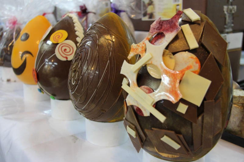 boulangerie-TOURETTE DU CHATEAU-min_chocolate_factory_eggs_easter-897028